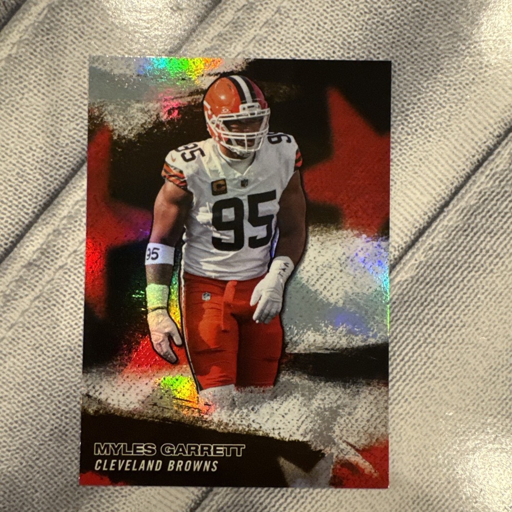 2026 Topps Flagship Myles Garrett Stars Hologram SP Browns Insert Card